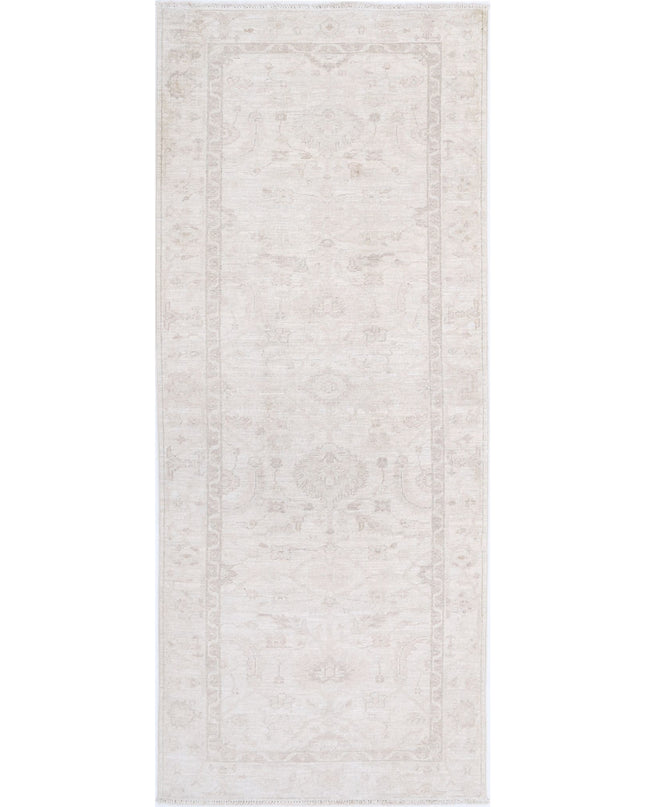 Serenity 2' 7" X 6' 9" Hand Knotted Wool Rug 2' 7" X 6' 9" (79 X 206) / Ivory / Wool