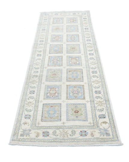 Serenity 2' 6" X 7' 11" Hand Knotted Wool Rug 2' 6" X 7' 11" (76 X 241) / Ivory / Wool