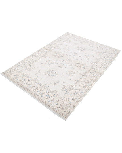 Serenity 3' 10" X 5' 9" Hand Knotted Wool Rug 3' 10" X 5' 9" (117 X 175) / Grey / Wool