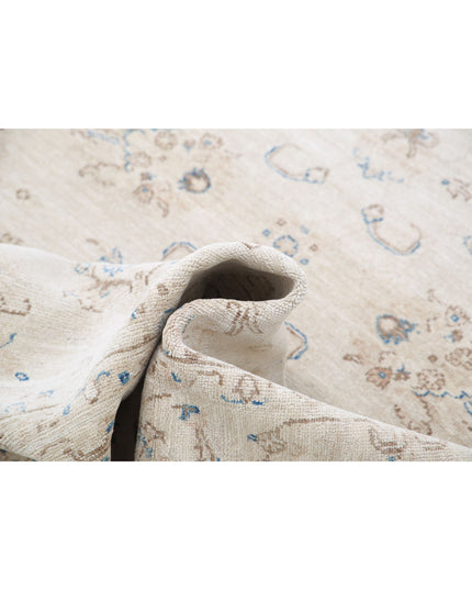 Serenity 3' 10" X 5' 9" Hand Knotted Wool Rug 3' 10" X 5' 9" (117 X 175) / Grey / Wool