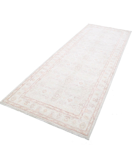 Serenity 3' 10" X 10' 8" Hand Knotted Wool Rug 3' 10" X 10' 8" (117 X 325) / Grey / Wool