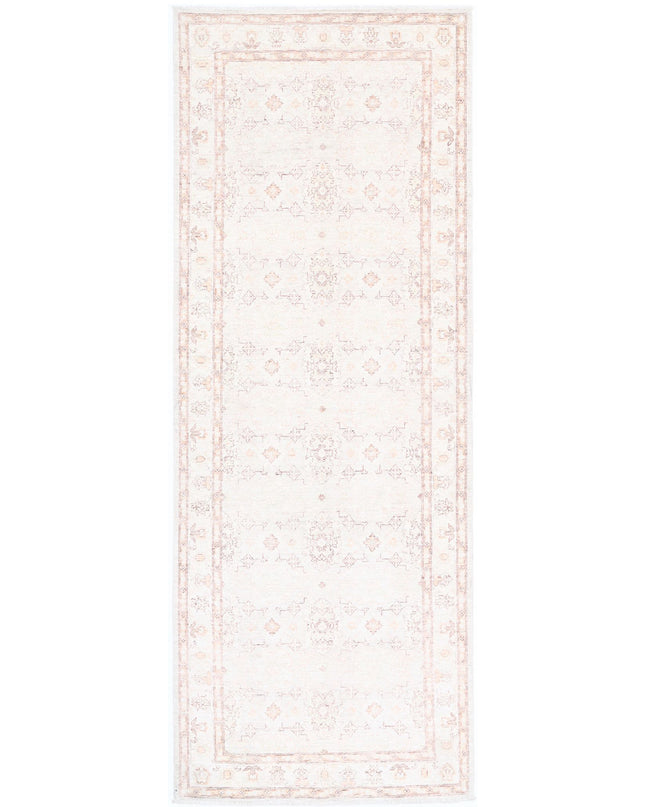 Serenity 3' 10" X 10' 8" Hand Knotted Wool Rug 3' 10" X 10' 8" (117 X 325) / Grey / Wool