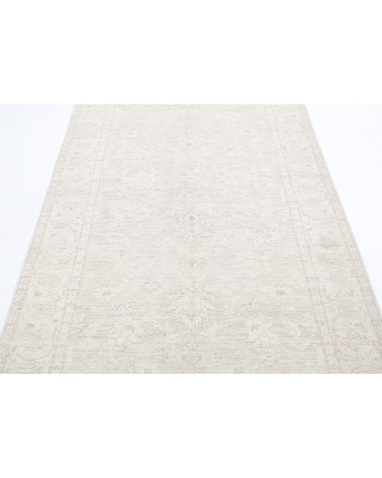 Serenity 3' 9" X 9' 7" Hand Knotted Wool Rug 3' 9" X 9' 7" (114 X 292) / Ivory / Wool