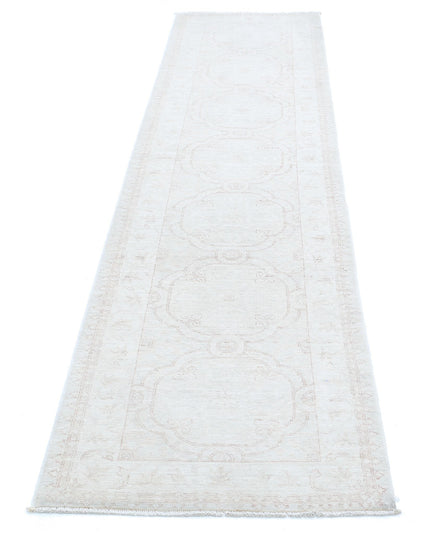 Serenity 2' 4" X 10' 0" Hand Knotted Wool Rug 2' 4" X 10' 0" (71 X 305) / Ivory / Wool