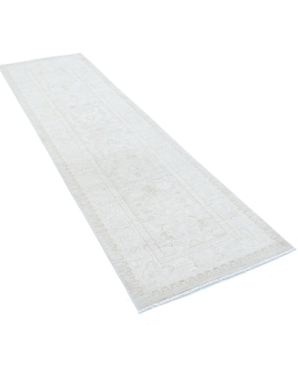 Serenity 2' 6" X 8' 10" Hand Knotted Wool Rug 2' 6" X 8' 10" (76 X 269) / Ivory / Wool