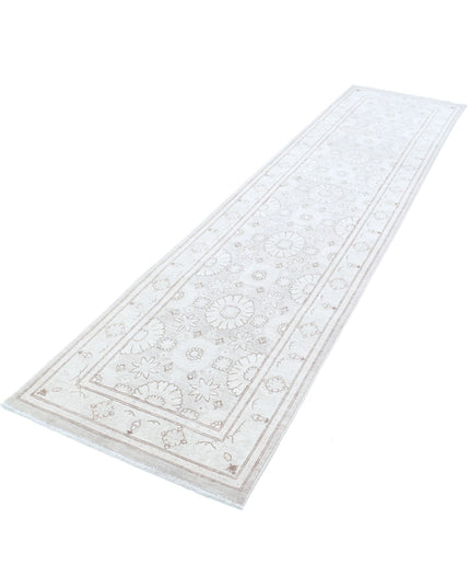 Serenity 2' 8" X 11' 2" Hand Knotted Wool Rug 2' 8" X 11' 2" (81 X 340) / Grey / Wool