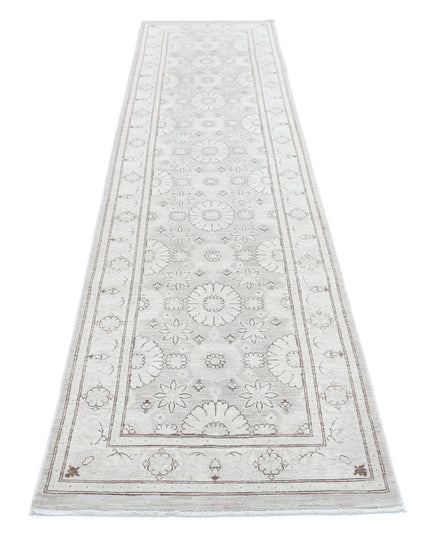 Serenity 2' 8" X 11' 2" Hand Knotted Wool Rug 2' 8" X 11' 2" (81 X 340) / Grey / Wool