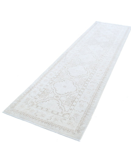 Serenity 2' 10" X 10' 10" Hand Knotted Wool Rug 2' 10" X 10' 10" (86 X 330) / Ivory / Wool