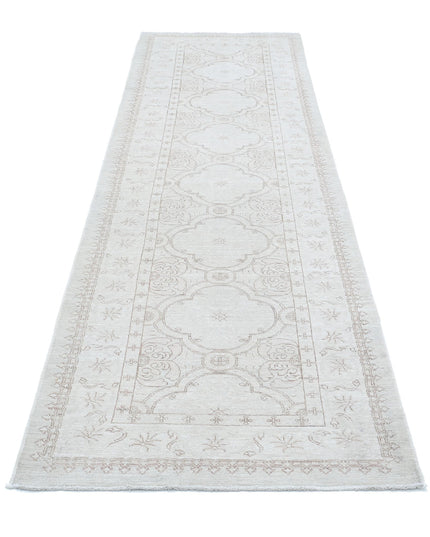 Serenity 2' 10" X 10' 10" Hand Knotted Wool Rug 2' 10" X 10' 10" (86 X 330) / Ivory / Wool