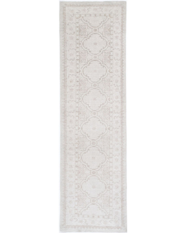 Serenity 2' 10" X 10' 10" Hand Knotted Wool Rug 2' 10" X 10' 10" (86 X 330) / Ivory / Wool
