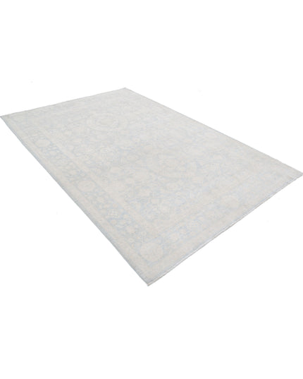 Serenity 5' 11" X 8' 11" Hand Knotted Wool Rug 5' 11" X 8' 11" (180 X 272) / Ivory / Wool