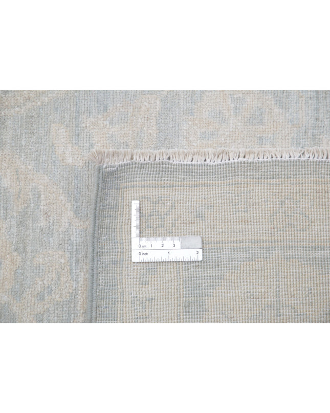 Serenity 5' 11" X 8' 11" Hand Knotted Wool Rug 5' 11" X 8' 11" (180 X 272) / Ivory / Wool