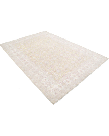 Serenity 6' 3" X 8' 9" Hand Knotted Wool Rug 6' 3" X 8' 9" (191 X 267) / Ivory / Wool