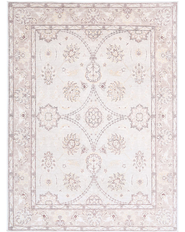 Serenity 8' 3" X 10' 10" Hand Knotted Wool Rug 8' 3" X 10' 10" (251 X 330) / Ivory / Wool