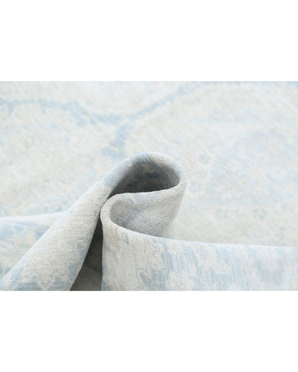 Serenity 8' 0" X 9' 8" Hand Knotted Wool Rug 8' 0" X 9' 8" (244 X 295) / Grey / Wool