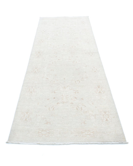 Serenity 3' 0" X 9' 8" Hand Knotted Wool Rug 3' 0" X 9' 8" (91 X 295) / Ivory / Wool