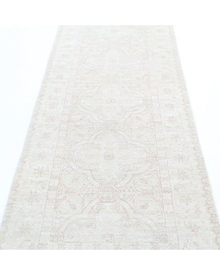 Serenity 2' 11" X 10' 1" Hand Knotted Wool Rug 2' 11" X 10' 1" (89 X 307) / Ivory / Wool