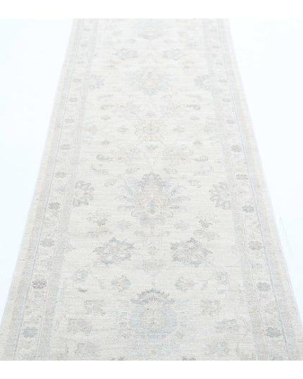 Serenity 2' 7" X 8' 5" Hand Knotted Wool Rug 2' 7" X 8' 5" (79 X 257) / Ivory / Wool