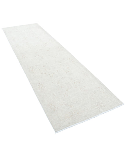 Serenity 3' 1" X 10' 1" Hand Knotted Wool Rug 3' 1" X 10' 1" (94 X 307) / Ivory / Wool