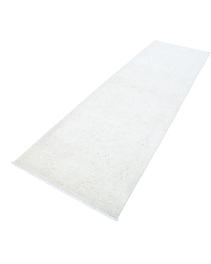 Serenity 3' 1" X 10' 1" Hand Knotted Wool Rug 3' 1" X 10' 1" (94 X 307) / Ivory / Wool