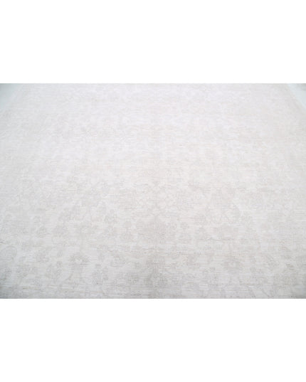 Serenity 10' 2" X 13' 4" Hand Knotted Wool Rug 10' 2" X 13' 4" (310 X 406) / Ivory / Wool