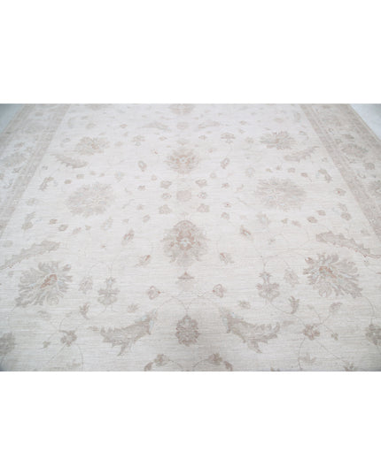 Serenity 11' 4" X 14' 0" Hand Knotted Wool Rug 11' 4" X 14' 0" (345 X 427) / Ivory / Wool