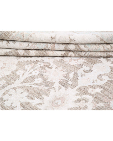 Serenity 12' 10" X 18' 10" Hand Knotted Wool Rug 12' 10" X 18' 10" (391 X 574) / Brown / Wool