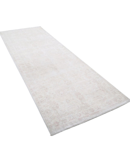 Serenity 3' 10" X 10' 6" Hand Knotted Wool Rug 3' 10" X 10' 6" (117 X 320) / Grey / Wool