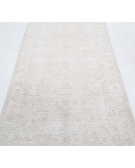 Serenity 3' 10" X 10' 6" Hand Knotted Wool Rug 3' 10" X 10' 6" (117 X 320) / Grey / Wool