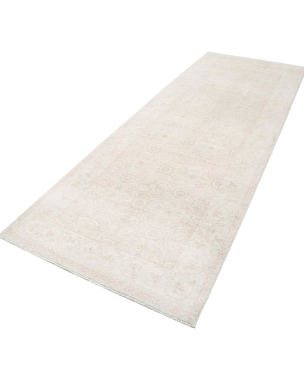Serenity 3' 11" X 11' 0" Hand Knotted Wool Rug 3' 11" X 11' 0" (119 X 335) / Ivory / Wool