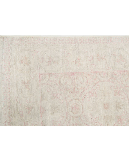 Serenity 3' 11" X 11' 0" Hand Knotted Wool Rug 3' 11" X 11' 0" (119 X 335) / Ivory / Wool