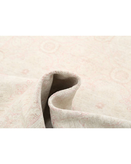 Serenity 3' 11" X 11' 0" Hand Knotted Wool Rug 3' 11" X 11' 0" (119 X 335) / Ivory / Wool