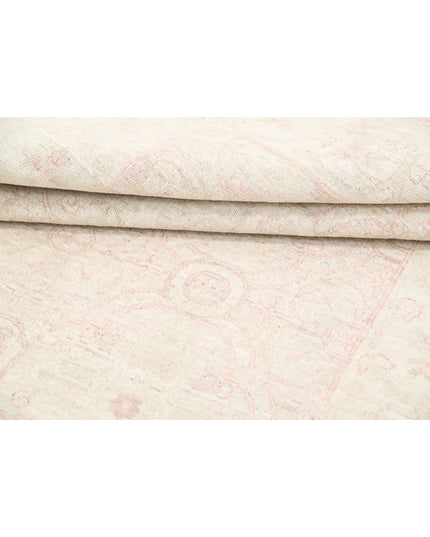 Serenity 3' 11" X 11' 0" Hand Knotted Wool Rug 3' 11" X 11' 0" (119 X 335) / Ivory / Wool