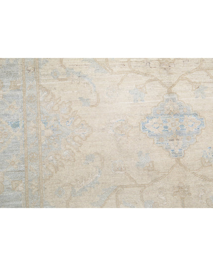 Serenity 4' 1" X 15' 0" Hand Knotted Wool Rug 4' 1" X 15' 0" (124 X 457) / Ivory / Wool