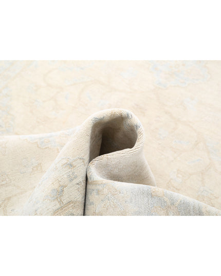 Serenity 4' 1" X 15' 0" Hand Knotted Wool Rug 4' 1" X 15' 0" (124 X 457) / Ivory / Wool