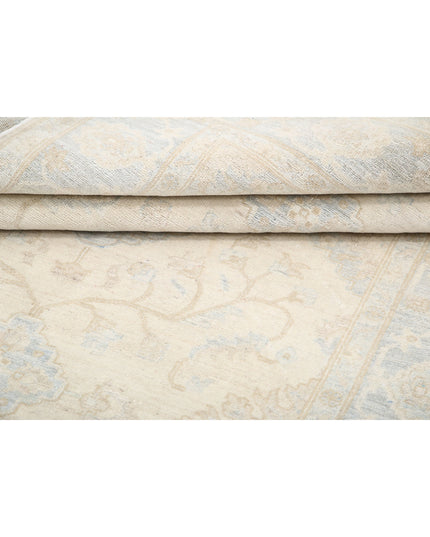 Serenity 4' 1" X 15' 0" Hand Knotted Wool Rug 4' 1" X 15' 0" (124 X 457) / Ivory / Wool