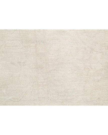 Serenity 5' 2" X 10' 6" Hand Knotted Wool Rug 5' 2" X 10' 6" (158 X 320) / Ivory / Wool