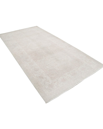 Serenity 5' 3" X 9' 9" Hand Knotted Wool Rug 5' 3" X 9' 9" (160 X 297) / Taupe / Wool