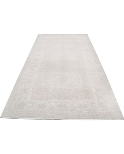 Serenity 5' 3" X 9' 9" Hand Knotted Wool Rug 5' 3" X 9' 9" (160 X 297) / Taupe / Wool