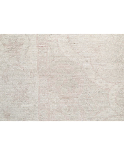 Serenity 5' 3" X 9' 9" Hand Knotted Wool Rug 5' 3" X 9' 9" (160 X 297) / Taupe / Wool