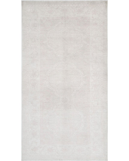 Serenity 5' 3" X 9' 9" Hand Knotted Wool Rug 5' 3" X 9' 9" (160 X 297) / Taupe / Wool