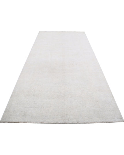 Serenity 4' 9" X 10' 9" Hand Knotted Wool Rug 4' 9" X 10' 9" (145 X 328) / Grey / Wool