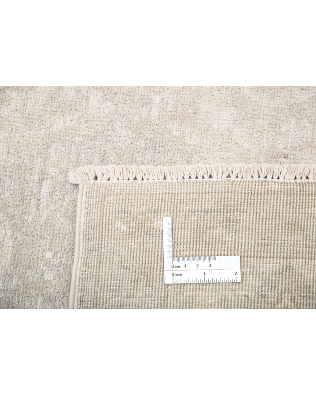 Serenity 4' 9" X 14' 2" Hand Knotted Wool Rug 4' 9" X 14' 2" (145 X 432) / Ivory / Wool