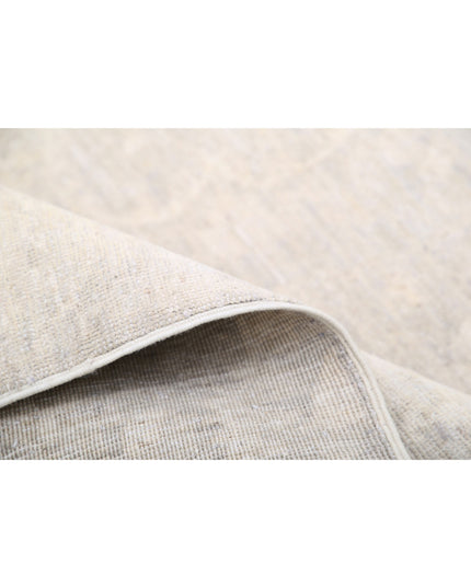 Serenity 4' 9" X 14' 8" Hand Knotted Wool Rug 4' 9" X 14' 8" (145 X 447) / Ivory / Wool