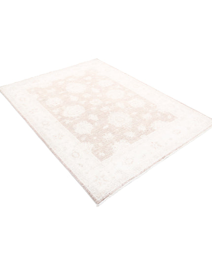 Serenity 5' 0" X 6' 5" Hand Knotted Wool Rug 5' 0" X 6' 5" (152 X 196) / Brown / Wool