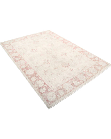 Serenity 5' 3" X 7' 3" Hand Knotted Wool Rug 5' 3" X 7' 3" (160 X 221) / Ivory / Wool