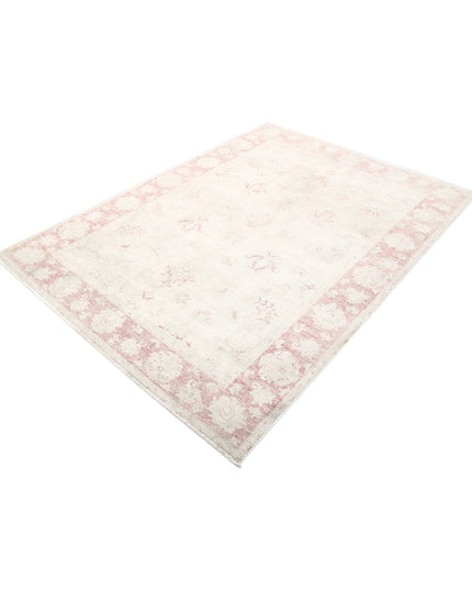 Serenity 5' 3" X 7' 3" Hand Knotted Wool Rug 5' 3" X 7' 3" (160 X 221) / Ivory / Wool