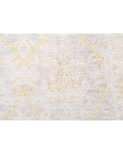 Serenity 6' 3" X 10' 9" Hand Knotted Wool Rug 6' 3" X 10' 9" (191 X 328) / Grey / Wool