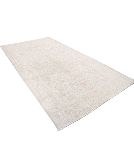 Serenity 6' 0" X 11' 5" Hand Knotted Wool Rug 6' 0" X 11' 5" (183 X 348) / Taupe / Wool