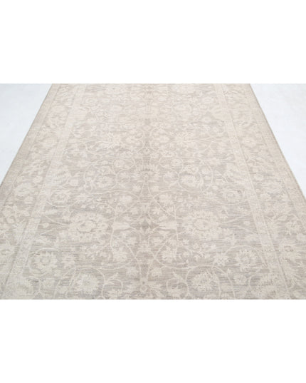 Serenity 6' 0" X 11' 5" Hand Knotted Wool Rug 6' 0" X 11' 5" (183 X 348) / Taupe / Wool